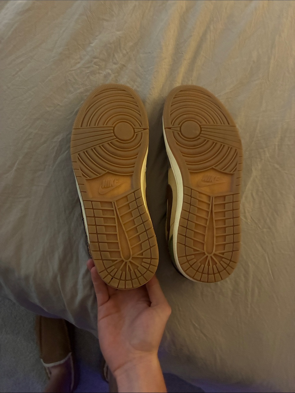 Jordan 1 Low Zion - Picture 4 of 4